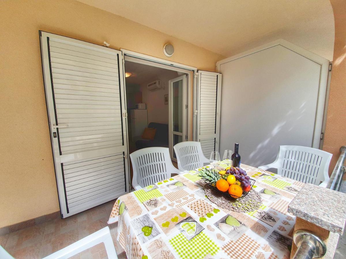 Apartmani Steli 维尔 外观 照片