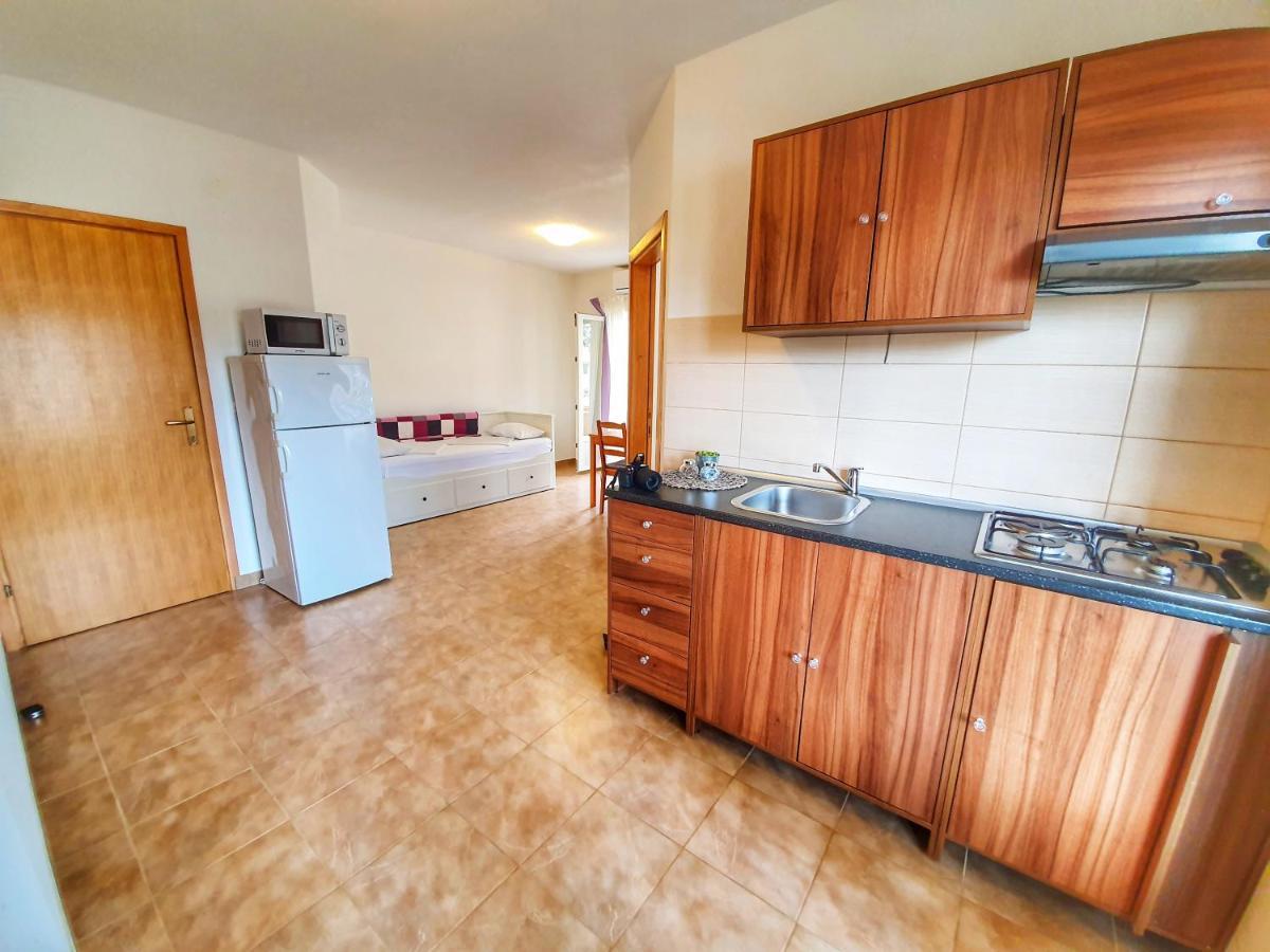 Apartmani Steli 维尔 外观 照片